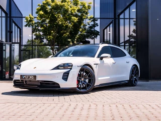 Porsche Taycan Taycan GTS Sport Turismo 93.4 kWh - Pano - ACC - PASM - PLSD - BOSE - Warmtepomp - Matrix LED - 21" RS Spyder