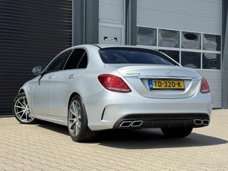 Mercedes-Benz C-Klasse Mercedes C-klasse AMG 63 Edition 1 | Burmester | Memory | HU | Keyless | Etc - afbeelding nr 20