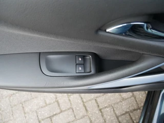 Opel Zafira - afbeelding nr 16