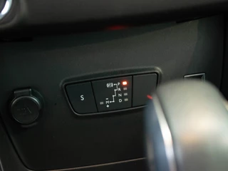 Citroën C3 Aircross Citroën C3 Aircross 130PK Automaat Shine | Navi | Camera | Keyless | Leer - afbeelding nr 28