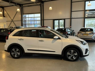 Kia Niro Kia Niro 1.6GDi Hybrid 104Kw DynamicLine Automaat Camera|Clima|Navi - afbeelding nr 24