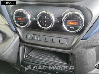 Iveco Daily Iveco Daily 35S18 3.0L Automaat L2H2 3,5t Trekhaak LED Navi Airco Cruise Camera Euro6 L2 11m3 Airco Trekhaak Cruise control - afbeelding nr 14
