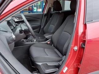 Mazda CX-3 2.0 SkyActiv-G 120pk Sportive | Origineel NL | Clima | Cruise | Pdc | Stoelverwarming | Licht+Regensensor | Privacy Glass | 18''lm | Trekhaak - afbeelding nr 9