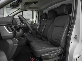 Renault Trafic Renault Trafic L2H1 2.0dCi 170pk Aut. T29 Luxe | BPM-vrij!! | Navi | Achtercamera | PDC rondom | ECC | 17