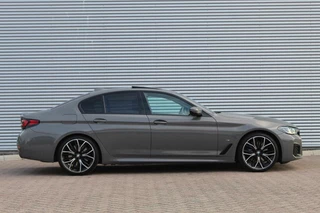 BMW 5 Serie BMW 5-serie 530i High Executive M-Sport/Schuifdak/Trekhaak - afbeelding nr 4