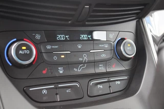Ford Kuga Ford Kuga 1.5 EcoBoost Vignale | Trekhaak Afneembaar 2000KG | Cruise Control | Navigatie | Climate Control | Lichtmetalen Velgen | - afbeelding nr 30