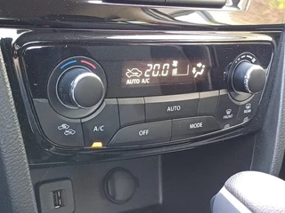 Suzuki Vitara Suzuki Vitara 1.6 EXCLUSIVE AUTOMAAT CAMERA NAVI 18 INCH - afbeelding nr 22