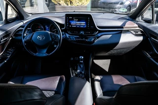Toyota C-HR Toyota C-HR 1.8 Hybrid Premium|CAMERA|CRUISE|KEYLESS|18'' - afbeelding nr 8
