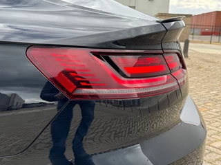 Volkswagen Arteon Volkswagen Arteon 2.0 TSI R-Line 190pk DSG Panodak trekhaak - afbeelding nr 28