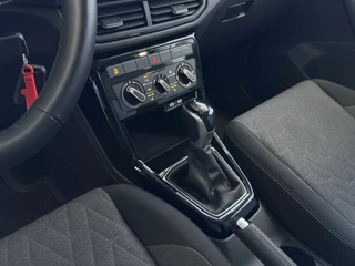 Volkswagen T-Cross Volkswagen T-Cross DE VERNIEUWDE T-CROSS 116PK VIR.COCKPIT LMV CARPLAY 2024 