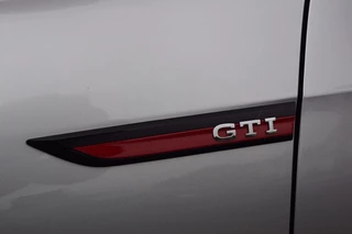 Volkswagen Golf Volkswagen Golf GTI Clubsport 2.0 TSI (300pk) DSG IQ Light/Pano/ACC/Camera/19 in - afbeelding nr 48