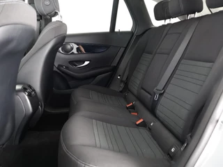 Mercedes-Benz GLC Mercedes-Benz GLC-klasse BLACK SERIES PACK 250 4MATIC Premium Plus Automaat | Navigatie | 360° camera | Privacy Glass | - afbeelding nr 20