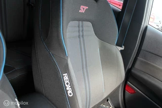 Ford Fiesta Ford Fiesta 1.5 EcoBoost ST-3 Full-Led/Recaro/Apple-Carplay - afbeelding nr 12
