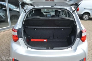 Toyota Yaris Toyota Yaris 1.5 VVT-i Dynamic Hybrid - afbeelding nr 3