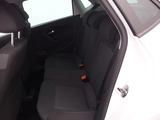 Volkswagen Polo Volkswagen Polo 1.0 BlueMotion Edition AUTOMAAT / NAVI / AIRCO / CRUISE / PDC / BLUETOOTH / NL-AUTO - afbeelding nr 37