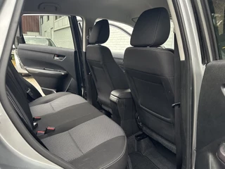 Suzuki Vitara Suzuki Vitara 1.0 Boosterjet Select, Camera! Carplay! Zondag OPEN! - afbeelding nr 8