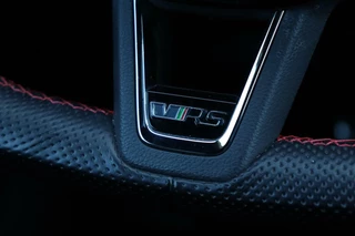 Škoda Octavia Skoda Octavia Combi 2.0 TSI RS / 230PK! / DSG / Pano / Canton / Camera / Trekhaak / 18