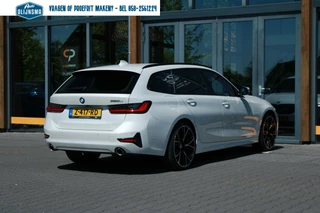 BMW 3 Serie BMW 3-serie Touring 320e Business Edition Plus|PlugInHybride|Camera|PDC|AppleCarPlay|20