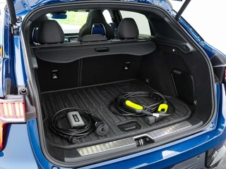 Lynk & Co 01 Lynk & Co 01 1.5 PHEV 261 PK | Panoramadak | 360 graden camera | Cruise contr - afbeelding nr 18
