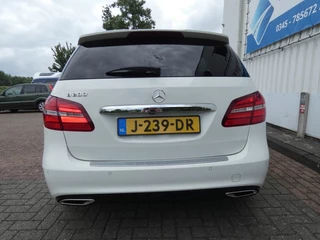 Mercedes-Benz B-Klasse Mercedes-Benz B-Klasse 200 AMG Edition Automaat,Pano,Led,Dodehoek - afbeelding nr 8
