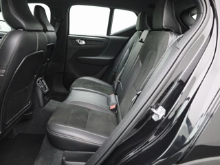 Volvo XC40 Volvo XC40 T5 Recharge R-Design | Achteruitrij Camera | Cruise Controle | Apple Carplay / Android Auto | Stoel + Stuur Verwarming | - afbeelding nr 12