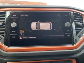 Volkswagen T-Roc Navigatie Camera Virtual Cockpit Clima ACC Extra Getint Glas 17 Inch velgen Mirror LInk Carplay Android Auto DAB 1e Eigenaar NL Auto - afbeelding nr 14