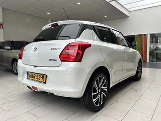 Suzuki Swift Suzuki Swift 1.2 Style Hybride [ APPLE CARPLAY I ANDROID AUTO I CRUISE I NAV - afbeelding nr 3