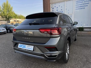 Volkswagen T-Roc Volkswagen T-Roc 1.5 TSI 150pk 3 x R-Line DSG ACC Camera LaneAsist  CarPlay Sportmodus 18 ich Sportvelg - afbeelding nr 30