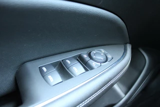 Opel Insignia Opel Insignia Grand Sport 1.6 Turbo 200 Pk Opc line Automaat Business Executive Leer. Navi, Stoel en stuur verw, Open dak, Trekhaak - afbeelding nr 17