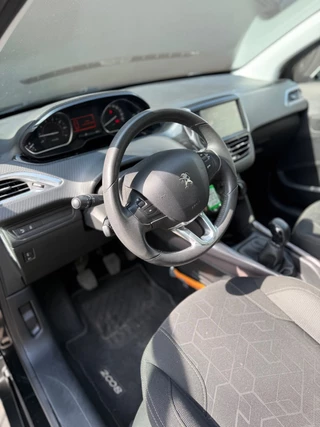 Peugeot 2008 Peugeot 2008 1.2 PureTech Blue Lion - afbeelding nr 31