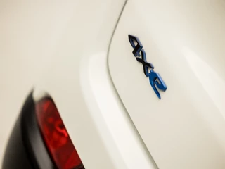 Jeep Compass 240Pk Automaat (APPLE CARPLAY, GROOT NAVI, 360 CAMERA, VIRTUAL COCKPIT, LEDER, KEYLESS, SPORTSTOELEN, ADAPTIVE CRUISE, GETINT GLAS, LED KOPLAMPEN, NIEUWSTAAT) - afbeelding nr 31