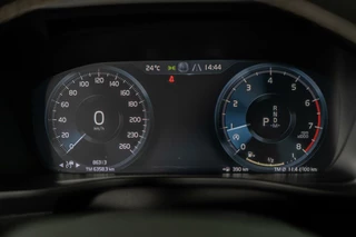 Volvo XC40 Volvo XC40 2.0 T5 AWD R-Design | 247PK | PANO | H&K | Leder | Memory - afbeelding nr 23