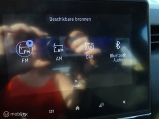 Renault Clio Renault Clio 1.0 TCe Evolution Camera, Navi, Apple CarPlay & Android Climate-control PDC-Sensoren ETC.ETC. - afbeelding nr 27