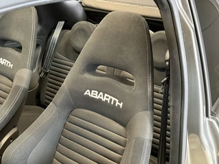 Abarth 595 Abarth 595 595C Abarth Competizione 70th Anniversary | Turismo | 1e Lak | Schaalstoelen - afbeelding nr 10