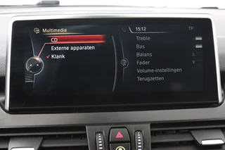 BMW 2 Serie BMW 2-serie Active Tourer 225i Luxury Line | Panoramadak | Leder | Head-Up |  Camera | Memory | Full LED | Navigatie | Climate control | Cruise control - afbeelding nr 21