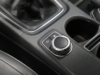 Mercedes-Benz A-Klasse Mercedes-Benz A-Klasse 180 Sport [CAMERA, NAVIGATIE, HALF LEDER, BLUETOOTH, CRUISE CONTROL, AIRCO, NIEUWSTAAT] - afbeelding nr 17