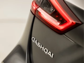 Nissan QASHQAI Nissan QASHQAI 1.2 N-Connecta Deluxe Automaat (PANORAMADAK, NAVIGATIE, 360 CAMERA, KEYLESS, SPORTSTOELEN, PARKEERSENSOREN, CRUISE, NIEUWSTAAT) - afbeelding nr 27