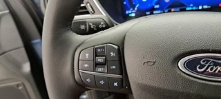 Ford Kuga Ford Kuga 2.5 PHEV Titanium 225pk | Driver Assistance Pack | Technology Pack | Winterpack | AGR Stoelen met half leder | Trekhaak afneembaar | Michelin Cross Climate - afbeelding nr 14