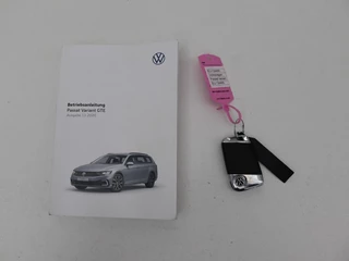 Volkswagen Passat Volkswagen Passat 1.4 TSI PHEV GTE | Stoelverwarming | Massage |  Carplay | Camera | Adaptive cruise | Matrix LED | Navigatie | Memory | Sfeerverlichting - afbeelding nr 12