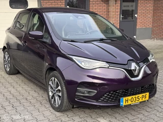 Renault ZOE Renault Zoe R135 Intens 52 kWh |Accu Eigendom |Trekhaak |PDC - afbeelding nr 3