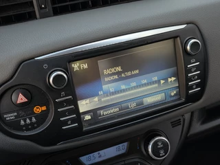 Toyota Yaris Toyota Yaris 1.5 Hybrid Asp, Camera! Nwe Apk! Zondag OPEN! - afbeelding nr 20