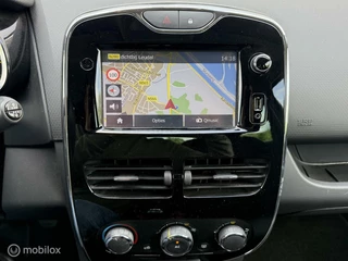 Renault Clio Renault Clio 0.9 TCe ECO Night&Day 2015 / Navigatie / Airco / Cruiseontrol / Parkeersensors / NAP - afbeelding nr 15