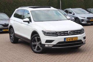 Volkswagen Tiguan Volkswagen Tiguan 2.0 TSI 4Motion Highline / Vol opties! / Panoramadak / Camera / Head-up / Leder / 18'' / Keyless / Dynaudio / Apple CarPlay / Standverwarming / Naavigatie / DAB / Dodehoek / Stoelverwarming / ACC - afbeelding nr 41