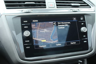 Volkswagen Tiguan Volkswagen Tiguan 1.5 TSI 150pk ACT R-Line DSG7 NL-Auto NAP Panoramadak Clima Cruise Navi Leder Keyless Dig. Cockpit El. Klep Trekhaak 1300kg - afbeelding nr 14