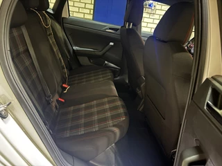 Volkswagen Polo Volkswagen Polo 2.0 TSI GTI - afbeelding nr 18