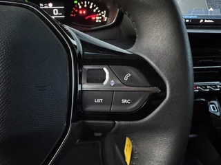Peugeot 208 Peugeot 208 1.2 PureTech Style Carplay Airco Lane assist - afbeelding nr 13