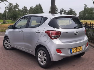 Hyundai i10 Hyundai i10 1.0 Automaat Airco Parkeersensoren - afbeelding nr 2