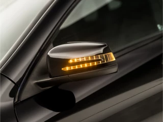 Mercedes-Benz CLA Automaat (GROOT NAVI, CLIMATE, LEDER/ALCANTARA, STOELVERWARMING, SPORTSTOELEN, SFEERVERLICHTING, GETINT GLAS, XENON, CRUISE, NIEUWE APK, NIEUWSTAAT) - afbeelding nr 29