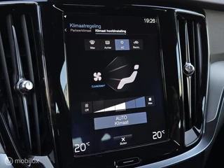Volvo V60 VOLVO V60 2.0 T5 250PK R-DESIGN CAMERA LEER TREKHAAK CARPLAY - afbeelding nr 18