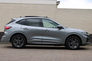 Ford Kuga Ford Kuga 2.5 PHEV ST-Line X | Trekhaak | Panoramadak | BLIS | B&O - afbeelding nr 2